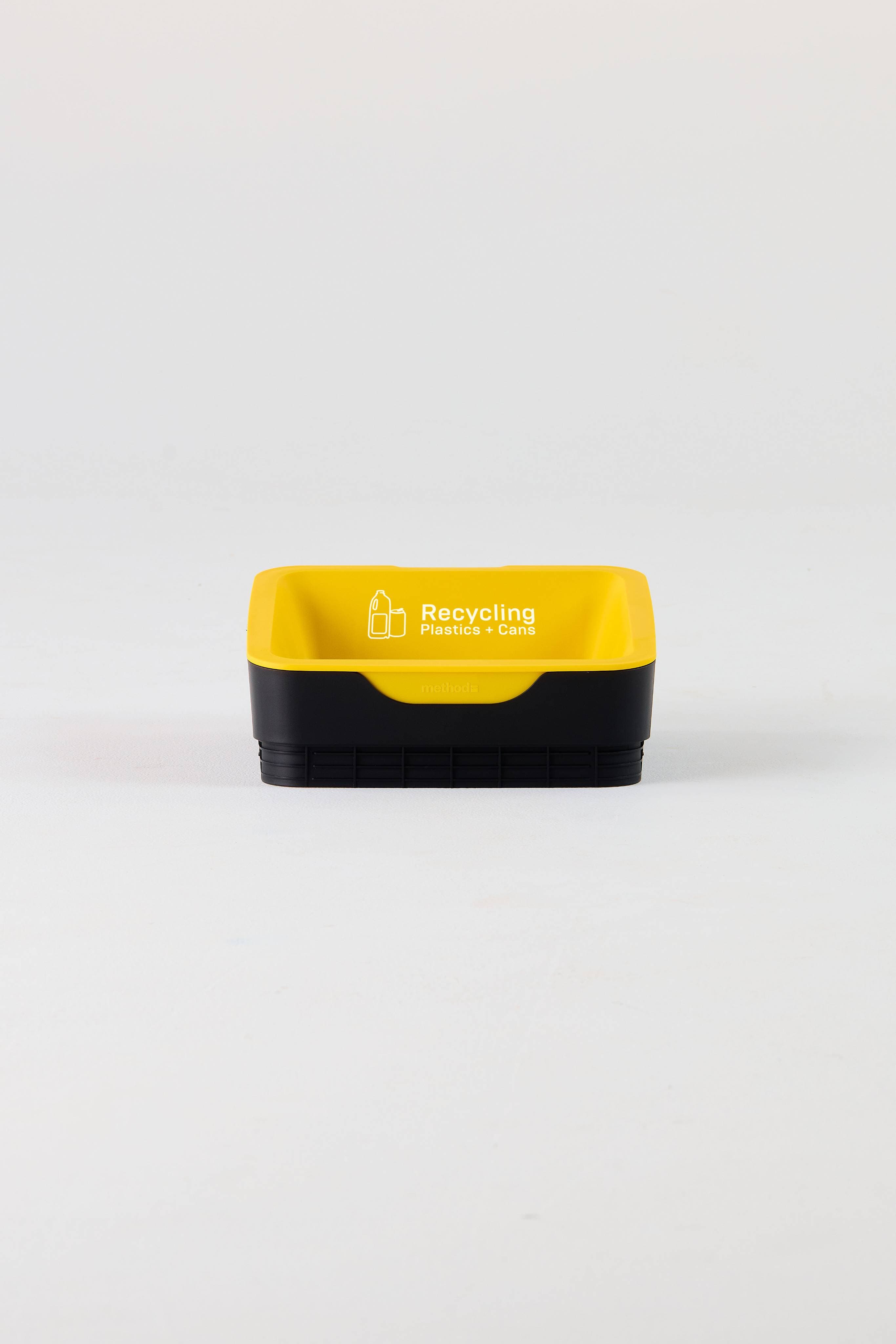 Open Lid 20L - Yellow Plastic + Cans